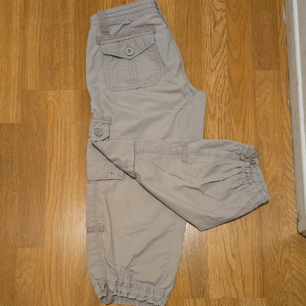Natural Reflections Light Gray Capris - image 8